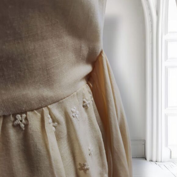 Vintage 70s Ruffle Neck Maxi Dress Size 4 Cream Eyelet Voile Bell Sleeve - Picture 14 of 16